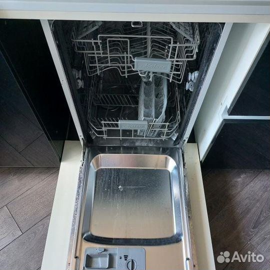 Ремонт стиральных машин, кухонных вытяжек