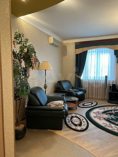 3-к. квартира, 98 м², 2/4 эт.