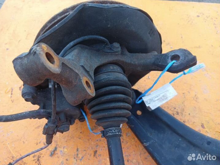 Ступица передняя правая Honda Fit GD1 L13A 2001