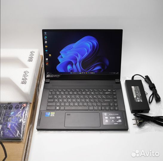 MSI Stealth RTX 3070Ti/Core i7-12700H/32GB/1TB