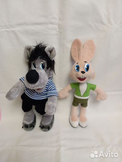 Волк, заяц и другие мягкие игрушки