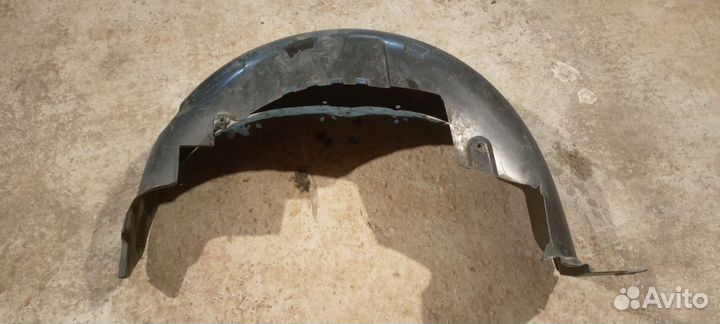 Подкрылок задний левый BMW X5 E53