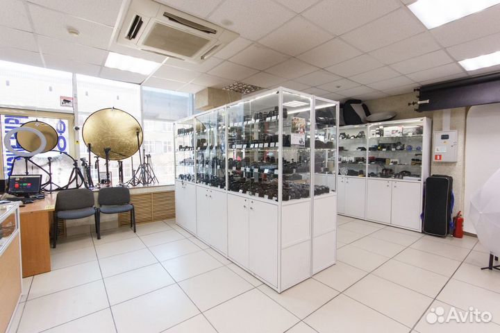 Универсальные вспышки на системы Canon Nikon Sony