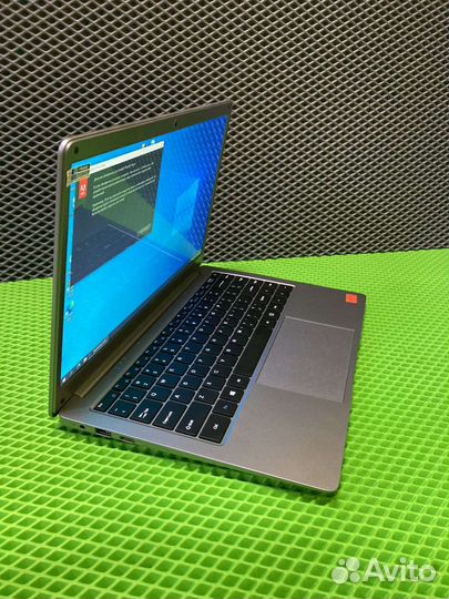 Ноутбук Новый