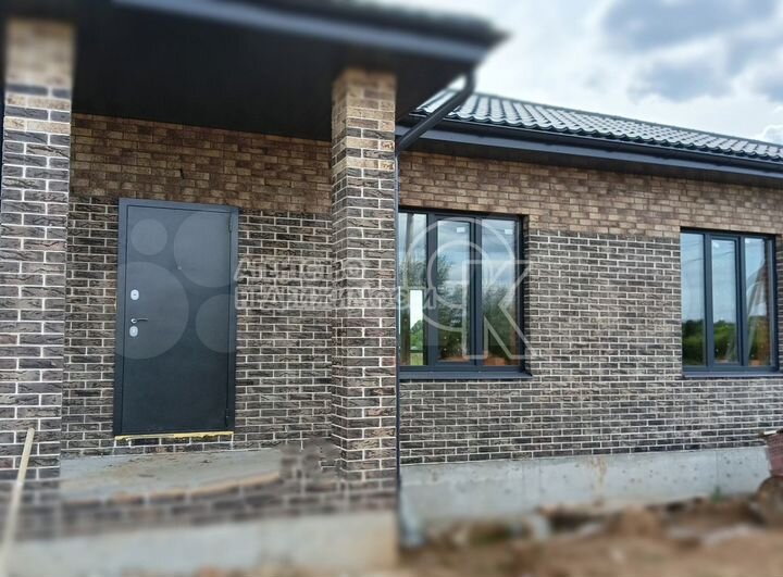 Коттедж 110 м² на участке 6 сот.