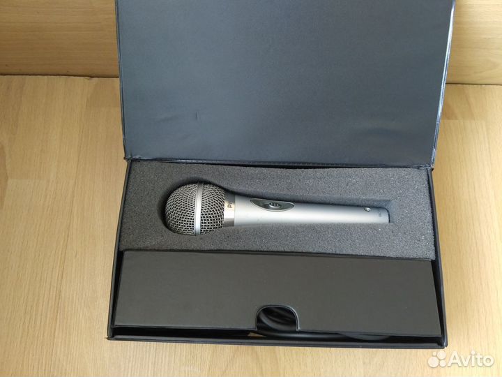 Микрофон динамический Philips SBC MD695