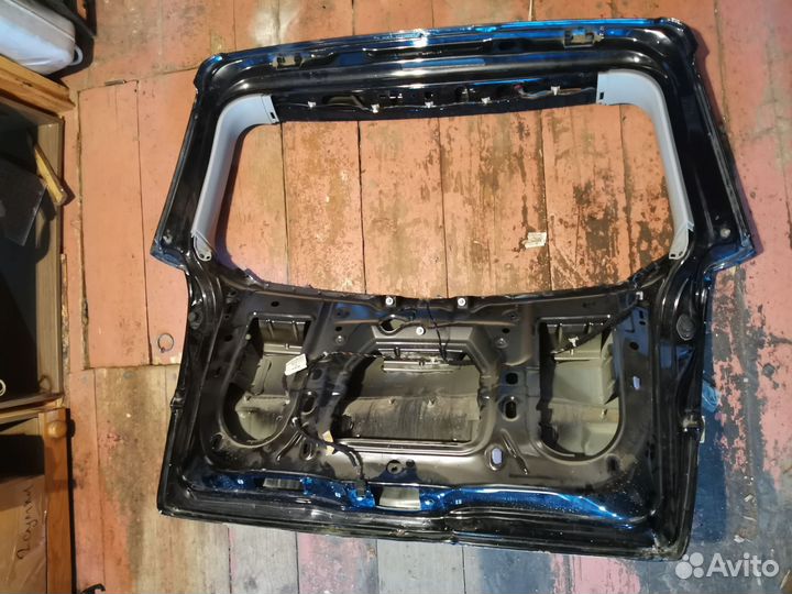 Opel zafira b задняя дверь