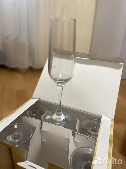 Бокалы для шампанского