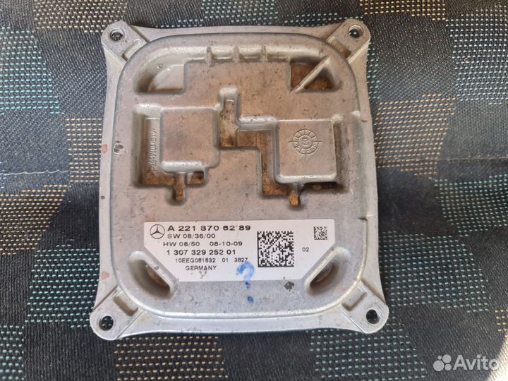 Блок левой фары Mercedes W221