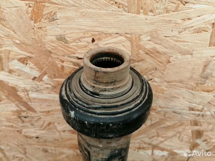 Вал карданный задний VW Touareg NF 2010-2018