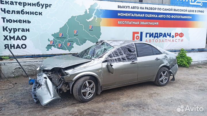 Бардачок Nissan Primera (P12) 68500-AV602