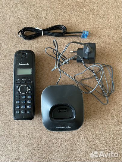 Телефон Panasonic KX-tg1611ru