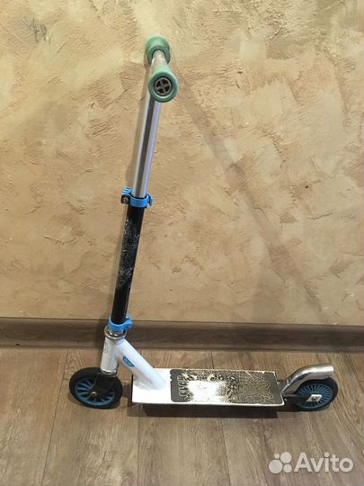 Самокат детский декатлон бу