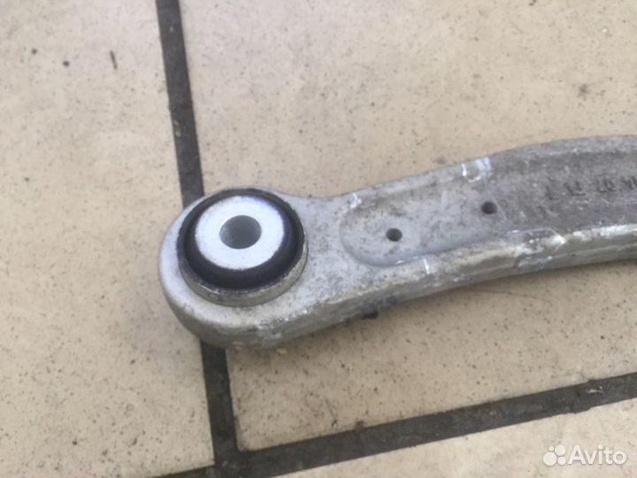 Рычаг подвески верхний задний левый Mercedes