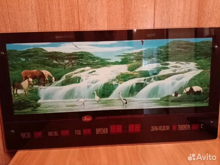 Часы картина