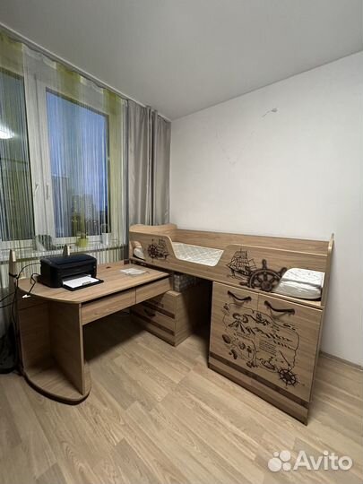 Кровать -чердак корсар 1, письменный стол, шкафы