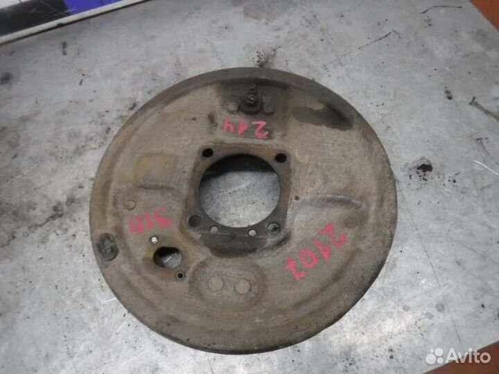 Щиток правый Ваз 2107