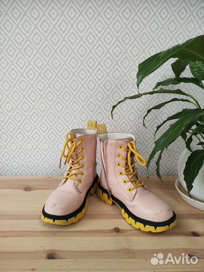 Ботинки демисезонные для девочки 28 р