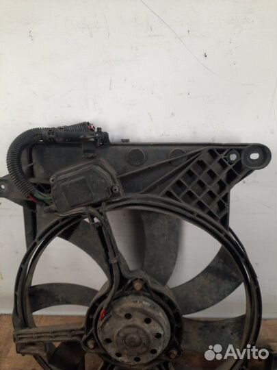 Вентилятор радиатора Opel Meriva минивэн 1.7