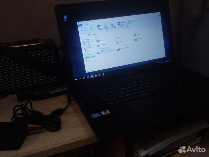 Ноутбук asus x55a в отличном состоянии