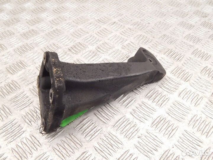 Кронштейн металлический BMW E53