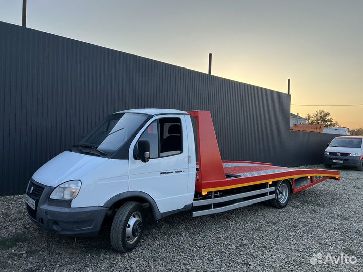 Эвакуаторная платформа с документами