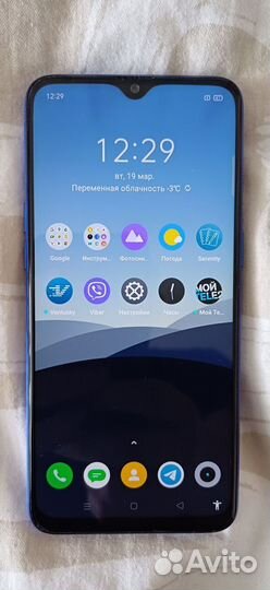realme 3 Pro, 4/64 ГБ
