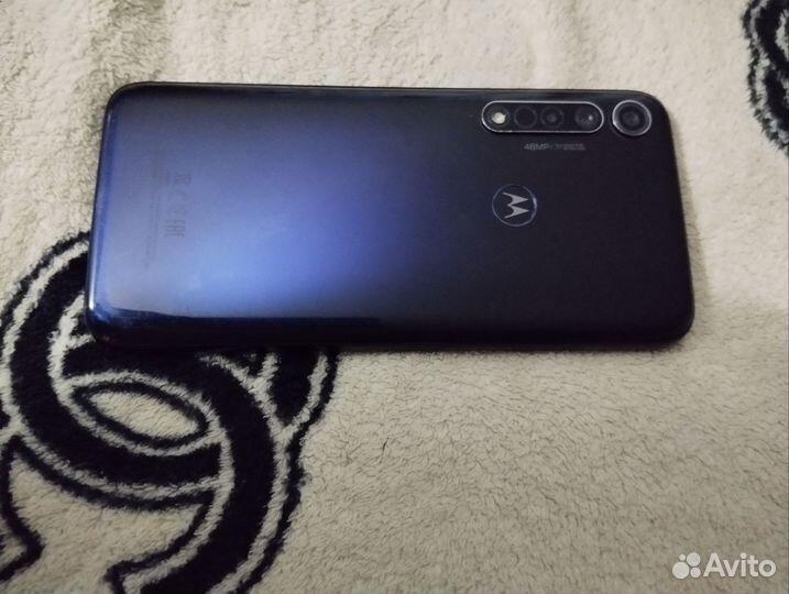 Motorola g8 plus