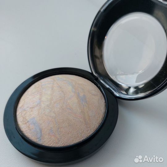 MAC mineralize skinfinish, оттенок lightscapade