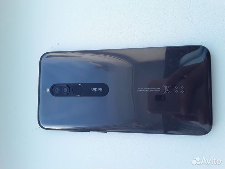 Xiaomi Redmi 8, 3/32 ГБ