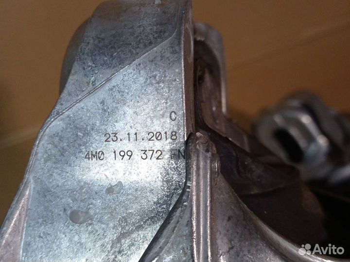 Подушка двигателя Audi Q7 4M Ауди ку7 4М