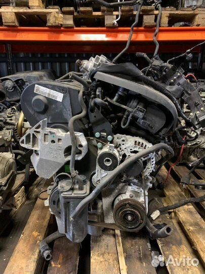 Двигатель BLX 2.0 FSi Фольксваген Гольф 5