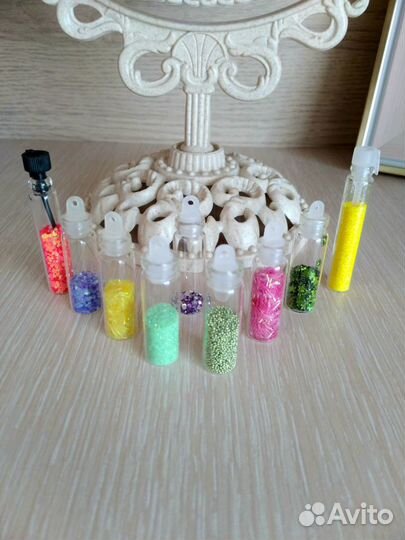 Блестки для макияжа и маникюра