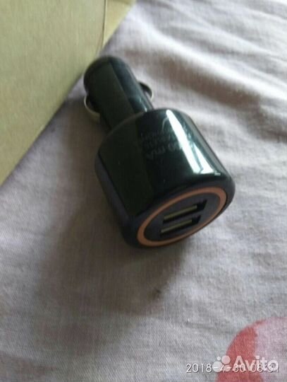 Держатель для телефона в авто+зарядка