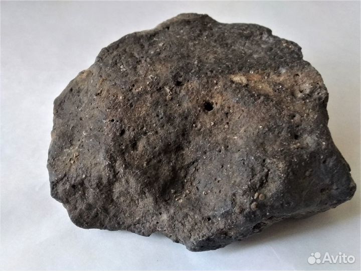 Метеорит каменный