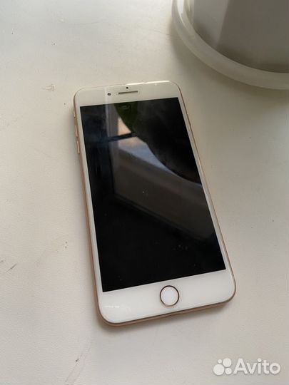 Телефон iPhone 8 plus