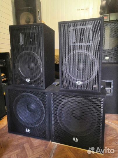 Комплект звукового оборудования 2500 ватт