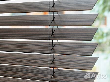 Жалюзи из дерева и бамбука