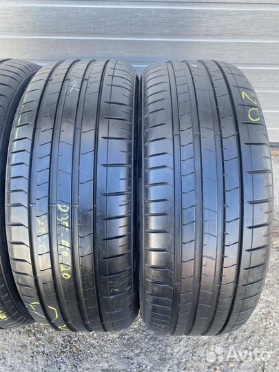 Pirelli P Zero PZ4 235/50 R20