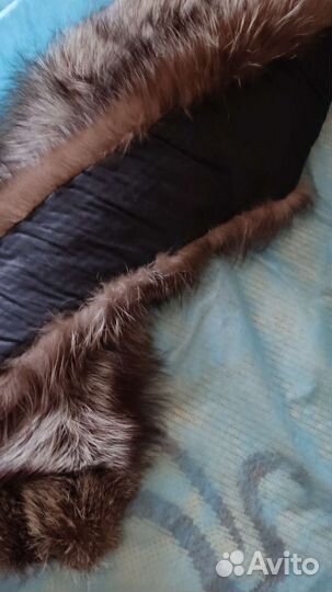 Меховой воротник из лисьей шерсти