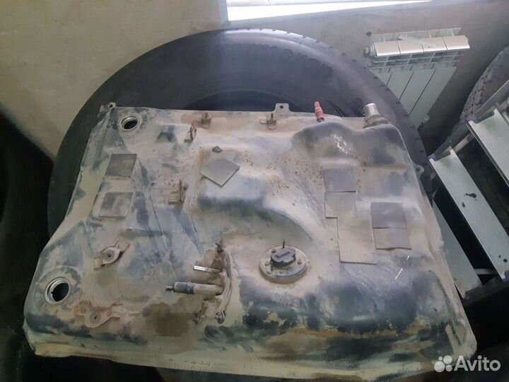 Топливный бак Toyota Prius NHW20 Америка