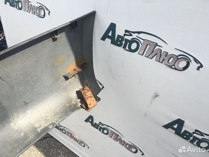 Задний бампер Opel Monterey