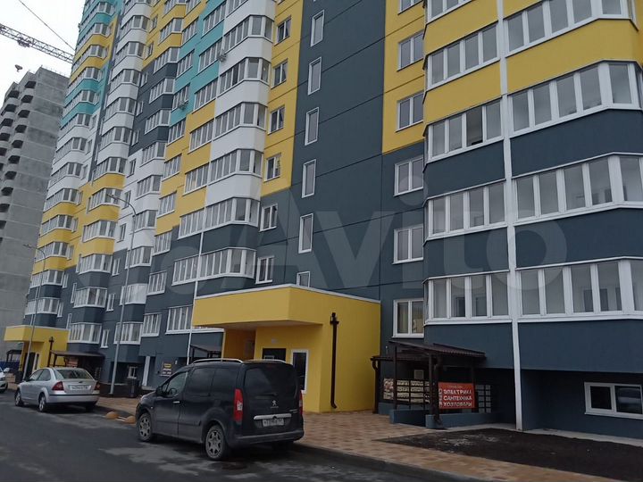 2-к. квартира, 45 м², 10/17 эт.