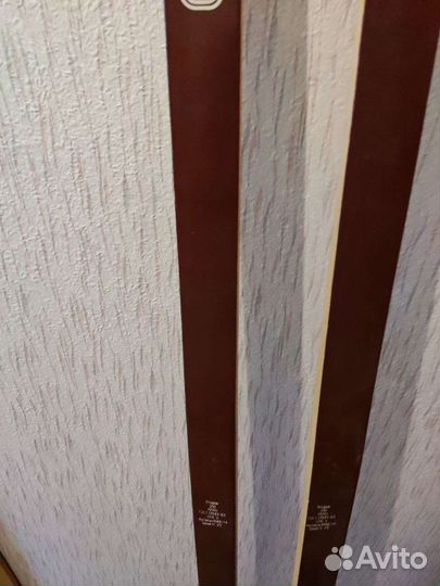 Беговые лыжи деревянные