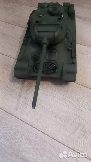 Модель танка на радиоуправлении