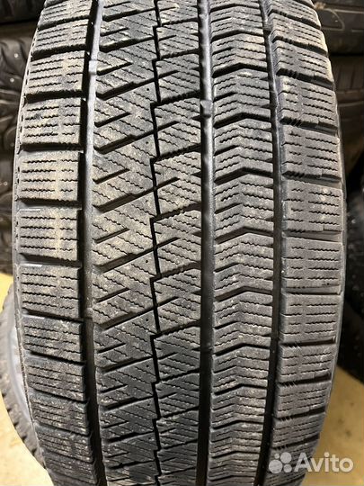 Bridgestone Blizzak VRX2 205/55 R16