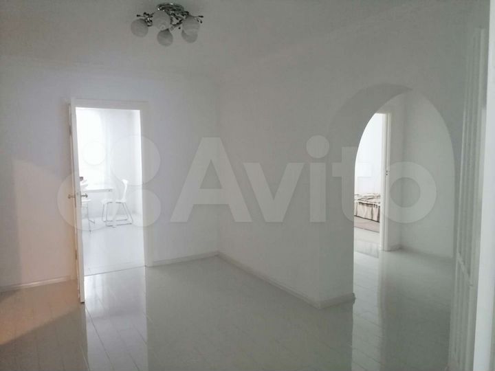 3-к. квартира, 128,4 м², 3/12 эт.