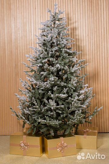 Елка искусственная