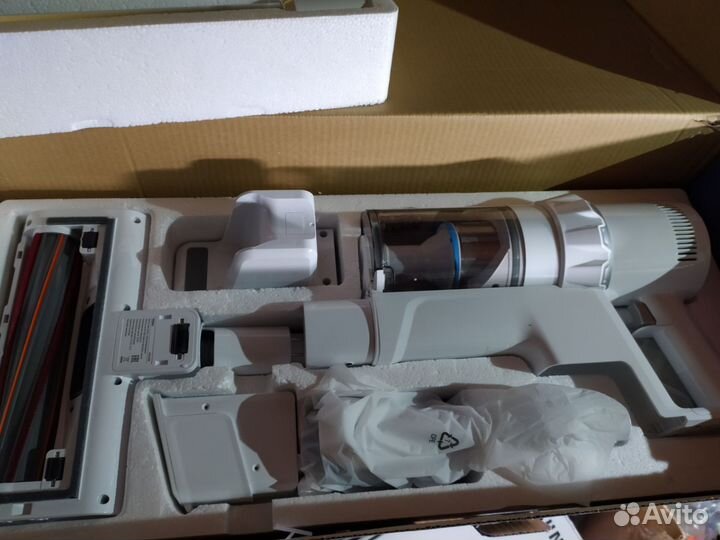 Пылесос ручной (handstick) Haier HVC250