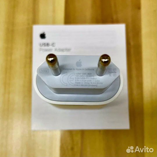 Блок питания Apple 20W